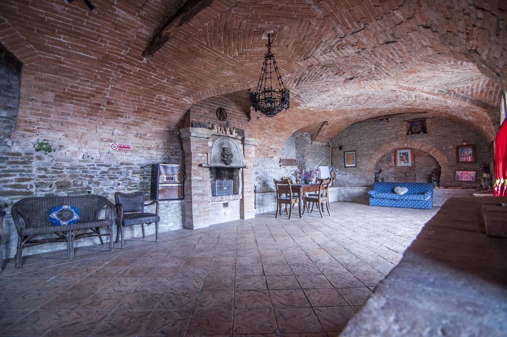 B&B I Colori Dell'Arcobaleno Belvedere Langhe Exterior photo